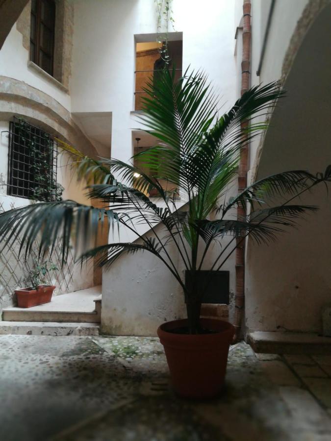 "Guttuso Tribute Suite" Experience Apartment Palermo Exterior photo